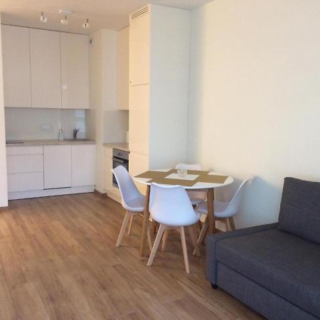 Apartament 26 Metro Apartment Варшава Екстериор снимка