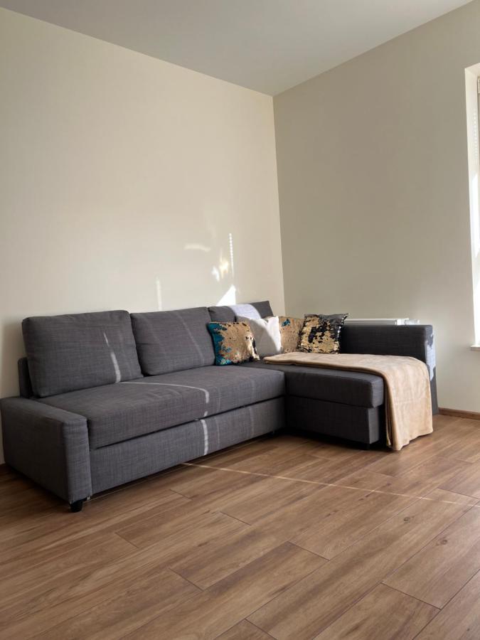 Apartament 26 Metro Apartment Варшава Екстериор снимка